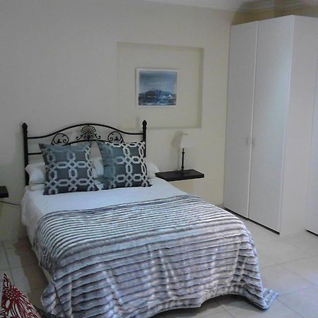 Port House Hotel โบลแบร์กสตรานด์ ภายนอก รูปภาพ