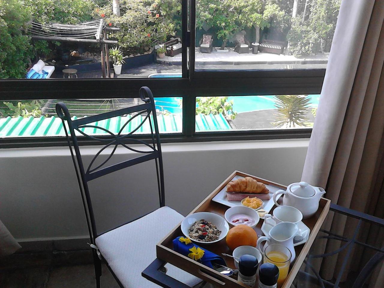 Port House Hotel โบลแบร์กสตรานด์ ภายนอก รูปภาพ